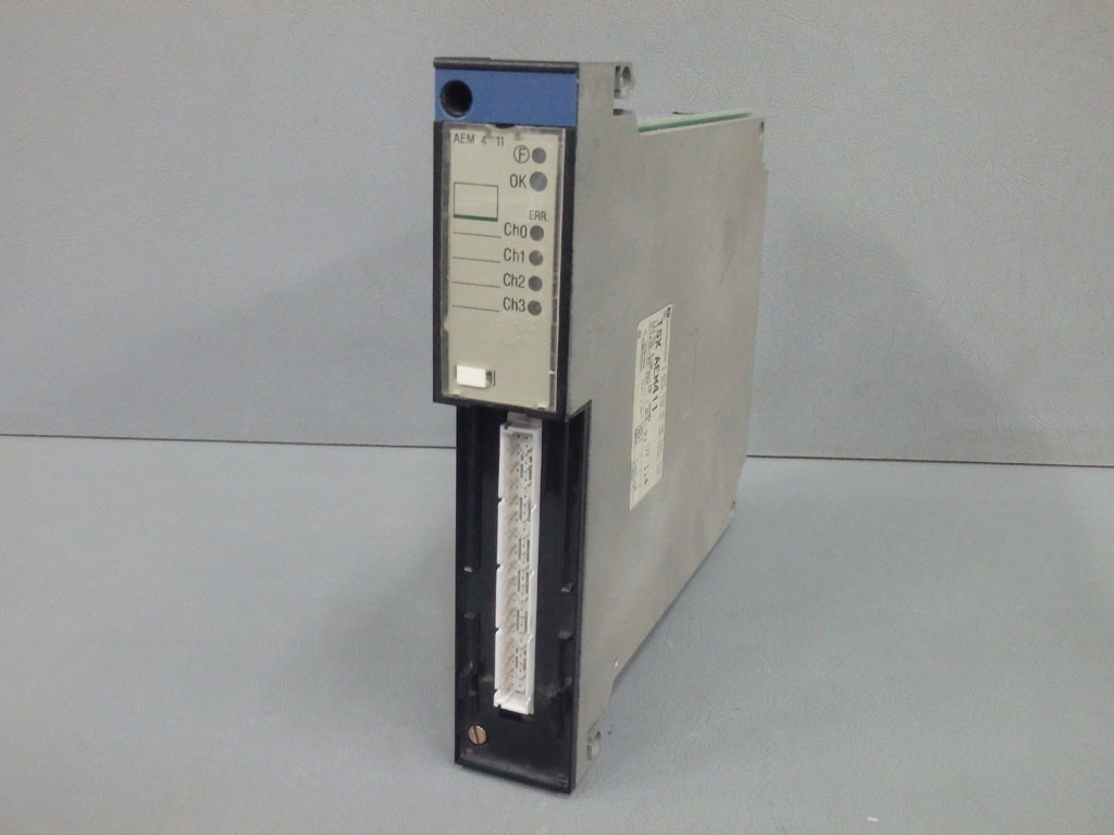 TÉLÉMÉCANIQUE  TSXAEM411