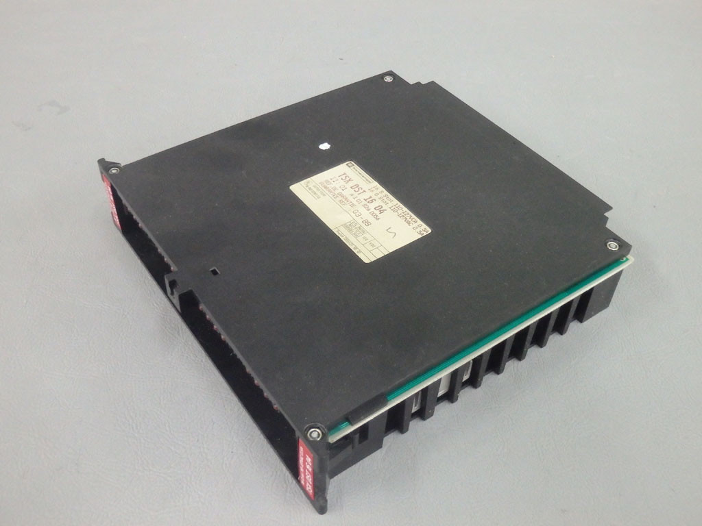 TÉLÉMÉCANIQUE  TSXDST1604