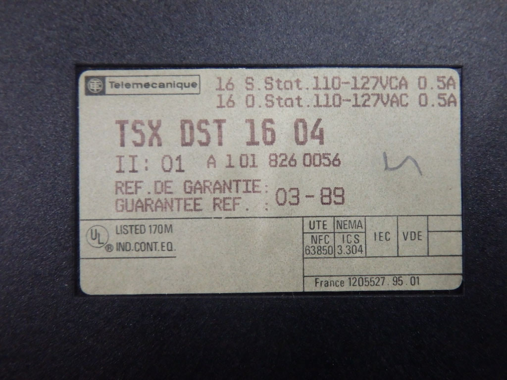 TÉLÉMÉCANIQUE  TSXDST1604