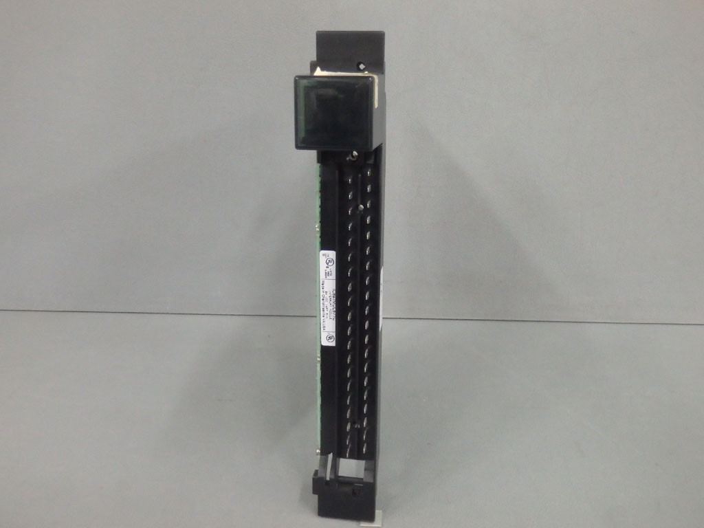 GE FANUC IC697MDL671C