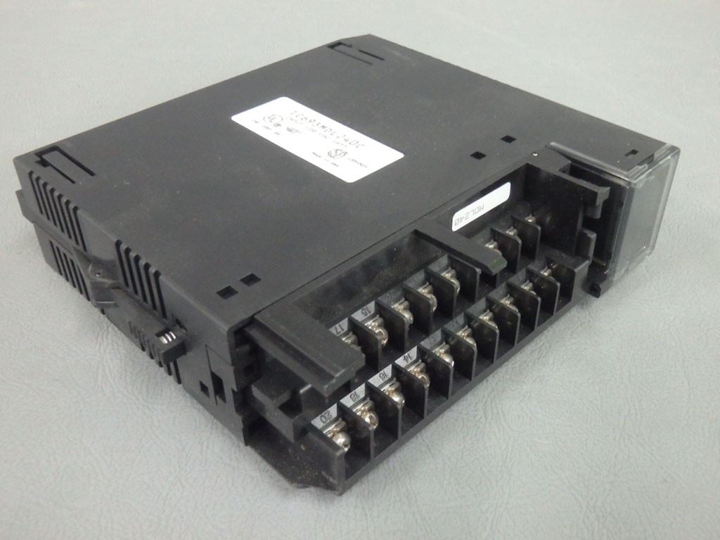 GE FANUC IC693MDL240
