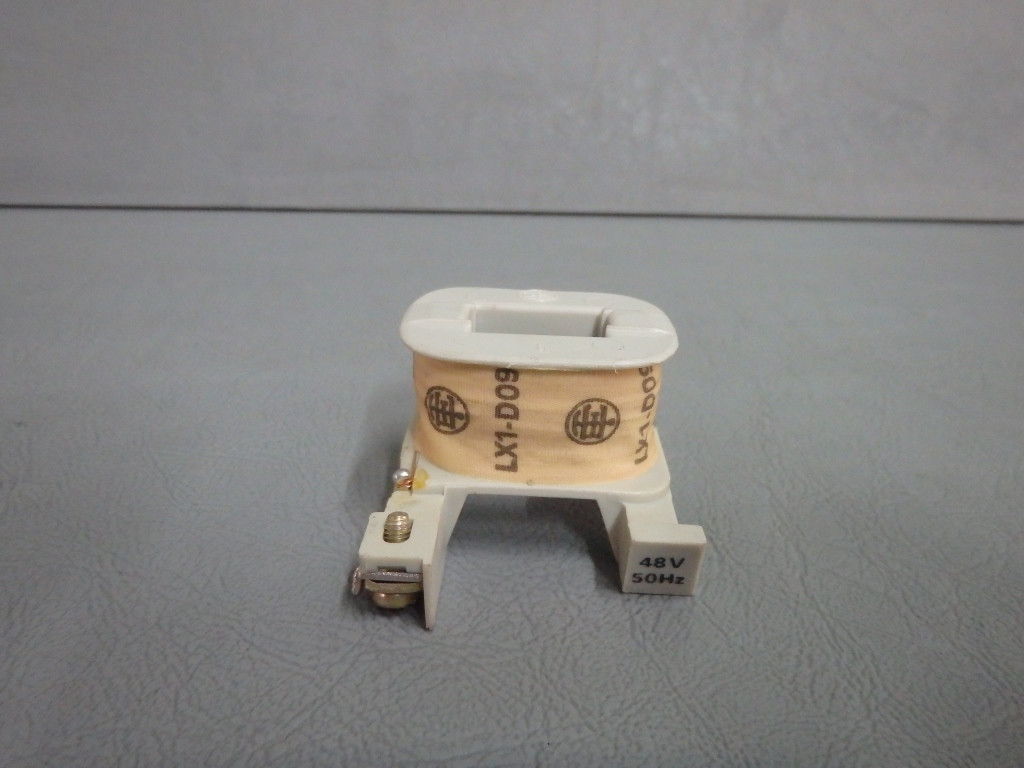 TÉLÉMÉCANIQUE  LX1-D0948V