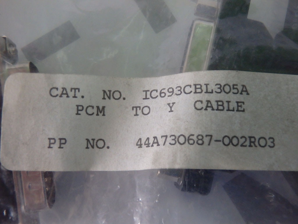 GE FANUC IC693CBL305