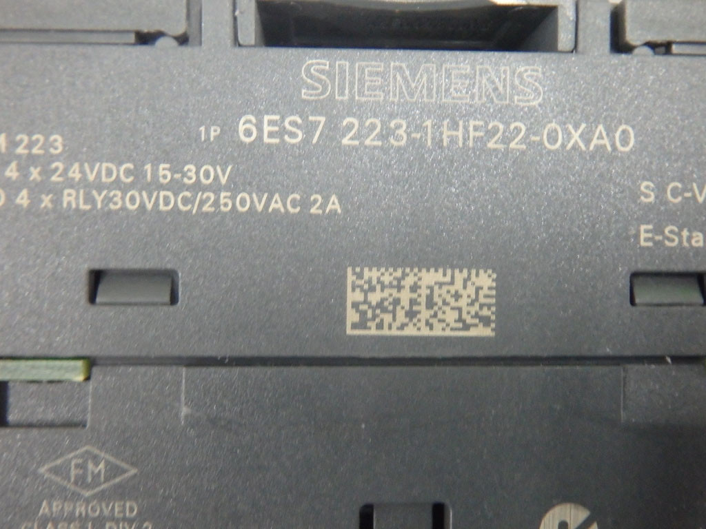 SIEMENS 6ES7223-1HF22-0XA0