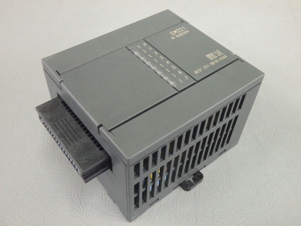 SIEMENS 6ES7221-1BF00-0XA0