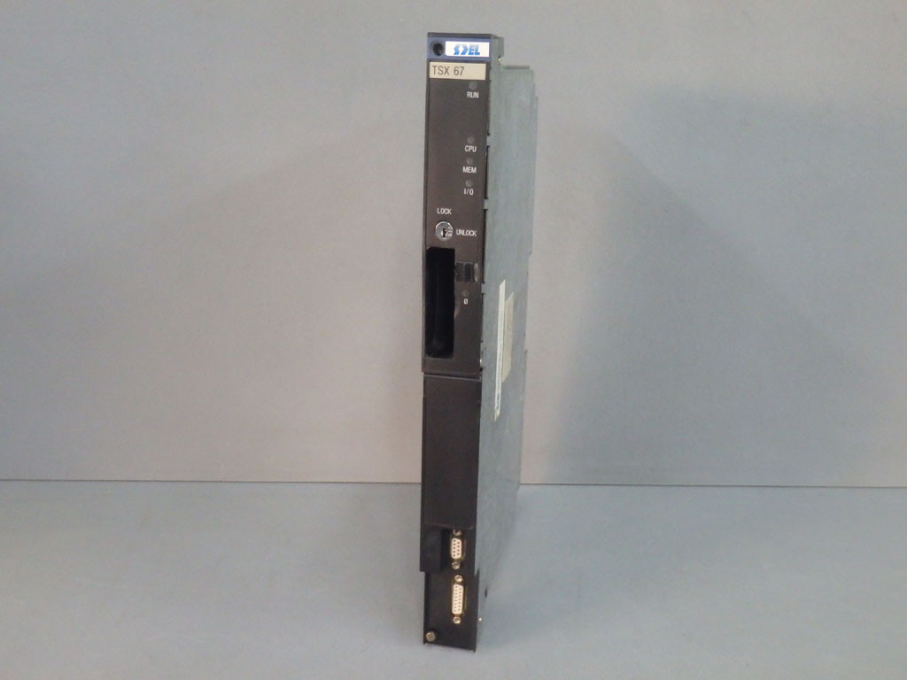 TÉLÉMÉCANIQUE  TSXP673