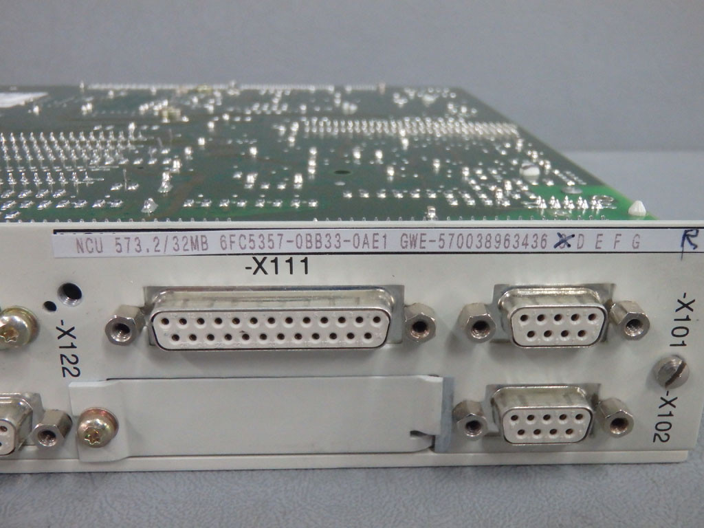 SIEMENS 6FC5357-0BB33-0AE1