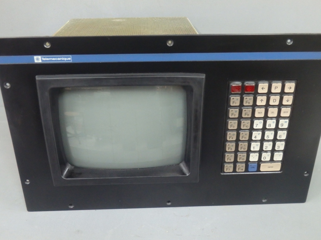 TÉLÉMÉCANIQUE  XBT-VM824370TR
