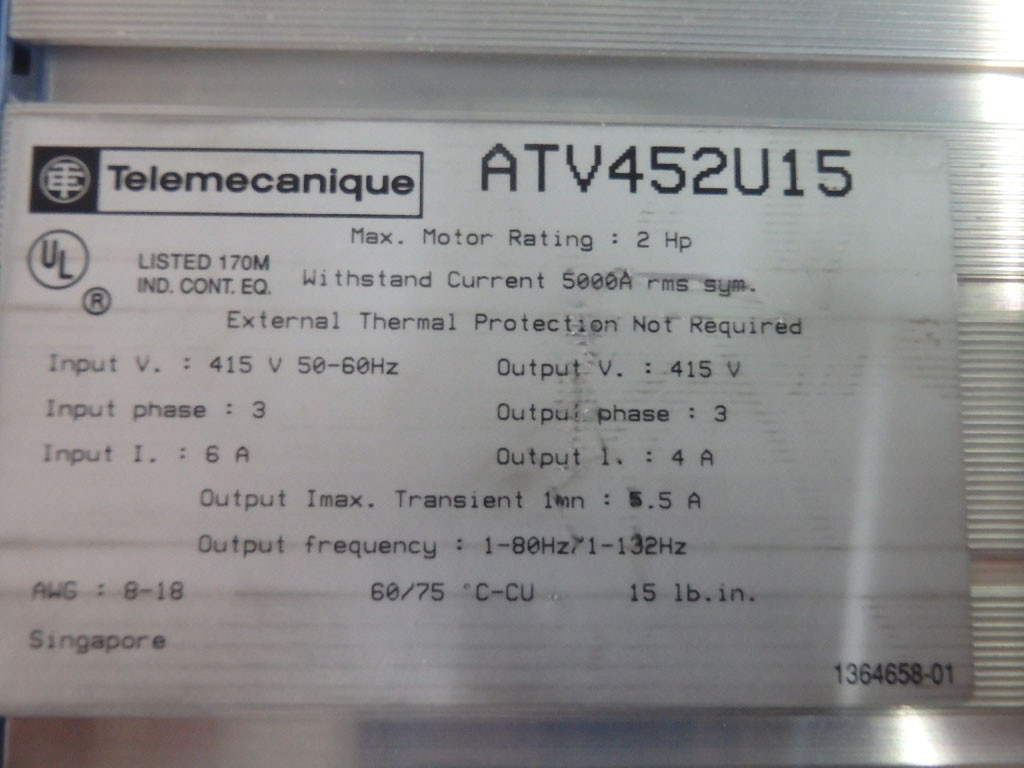TÉLÉMÉCANIQUE  ATV452U15