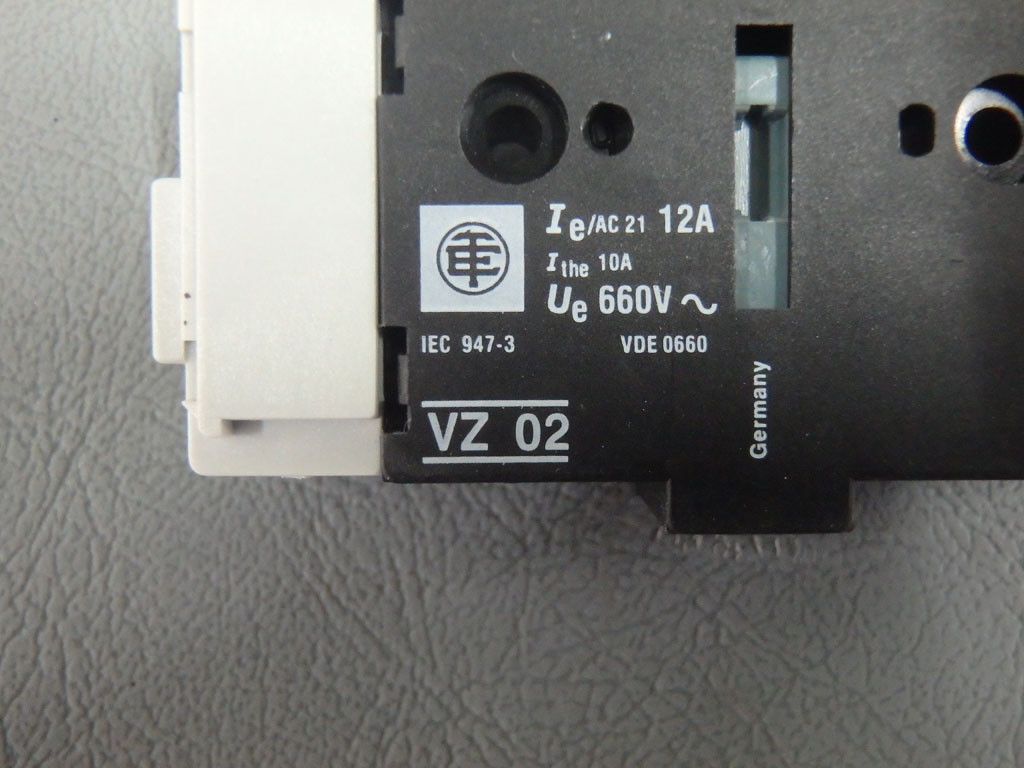 TÉLÉMÉCANIQUE  044885