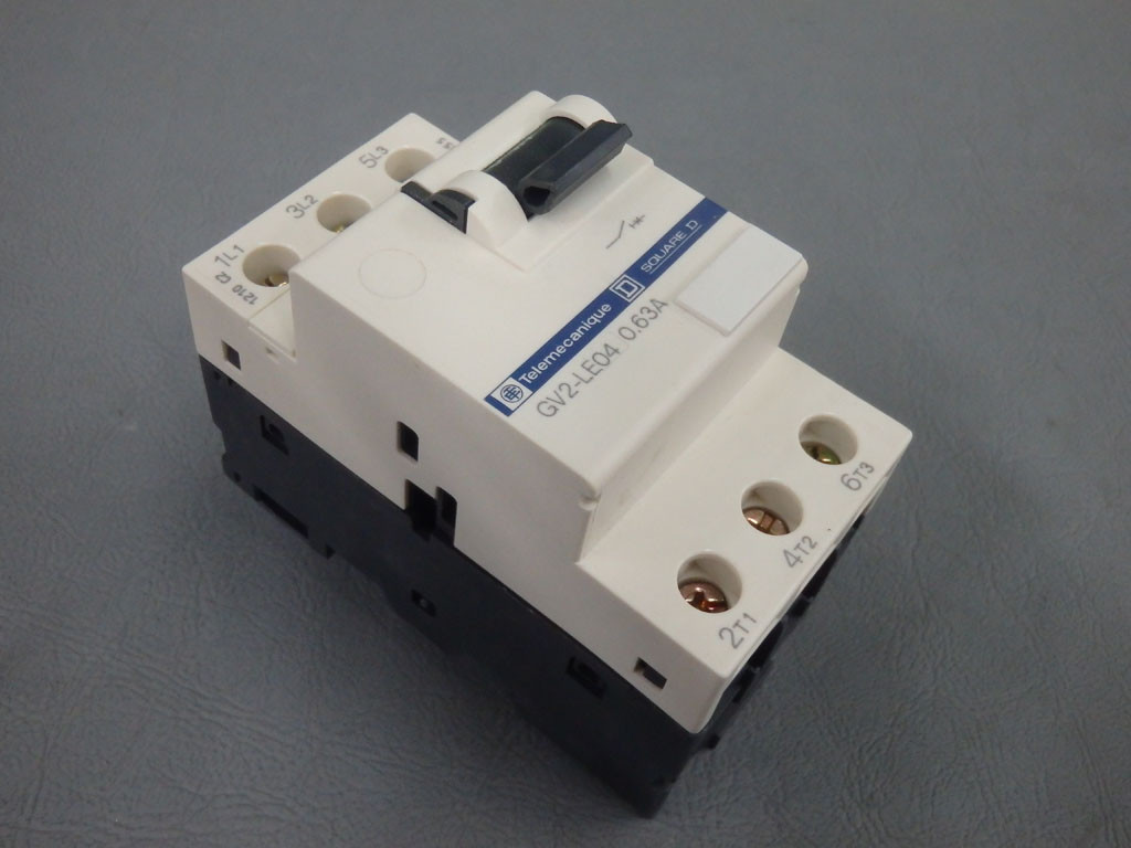 TÉLÉMÉCANIQUE  GV2LE04/063