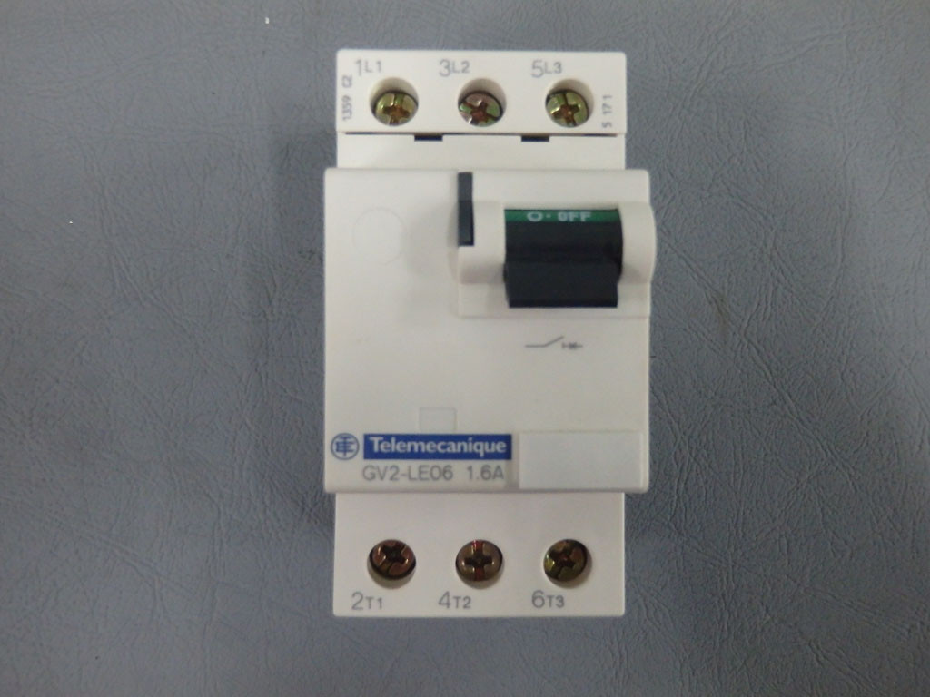 TÉLÉMÉCANIQUE  GV2LE06/1.6A