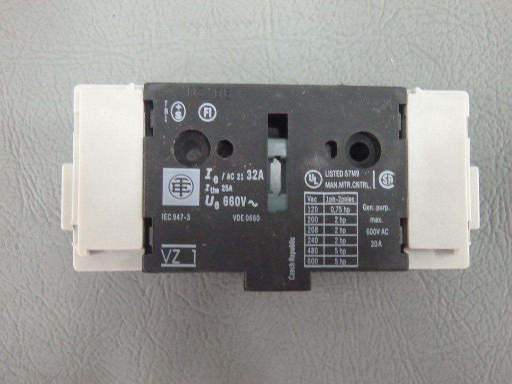 TÉLÉMÉCANIQUE  VZ1