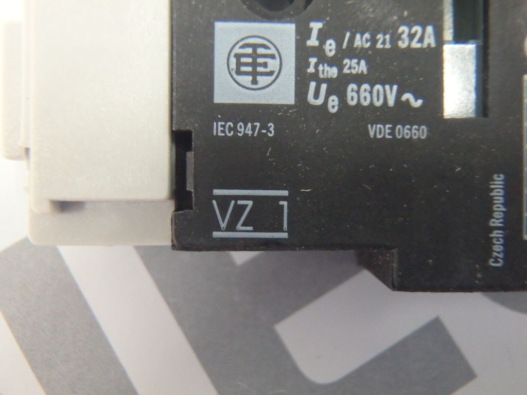 TÉLÉMÉCANIQUE  VZ1