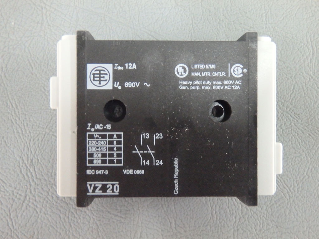 TÉLÉMÉCANIQUE  VZ20