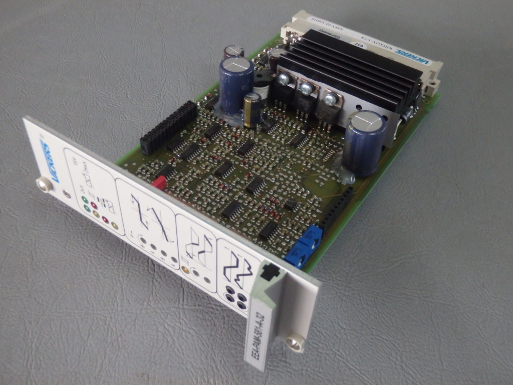 VICKERS EEA-PAM-581-A-32