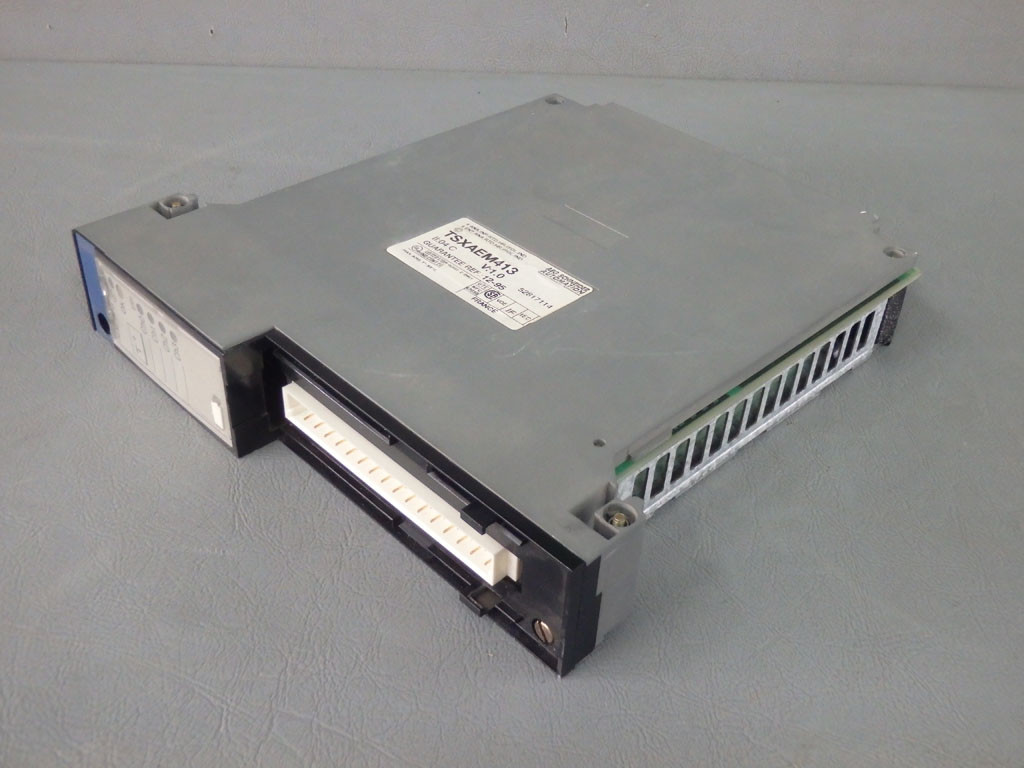 TÉLÉMÉCANIQUE  TSXAEM413