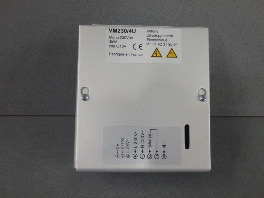 JOHNSON CONTROLS VM230/4U