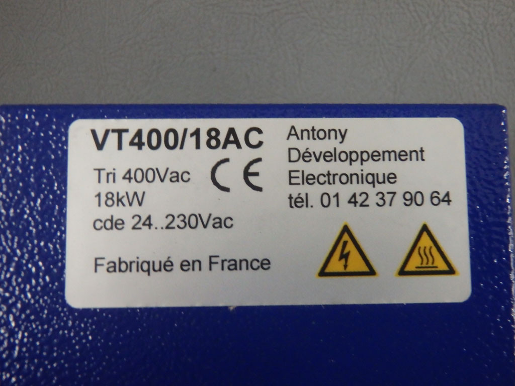 JOHNSON CONTROLS VT400/18AC