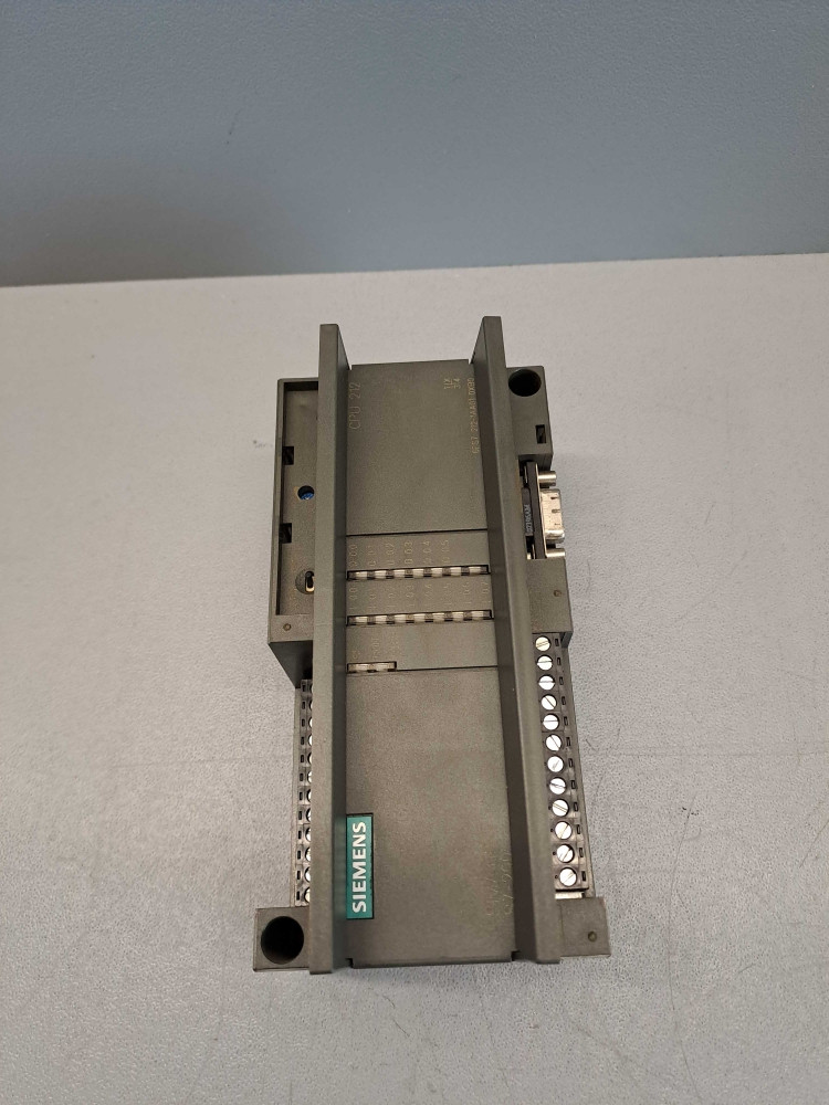 SIEMENS 6ES7212-1AA01-0XB0