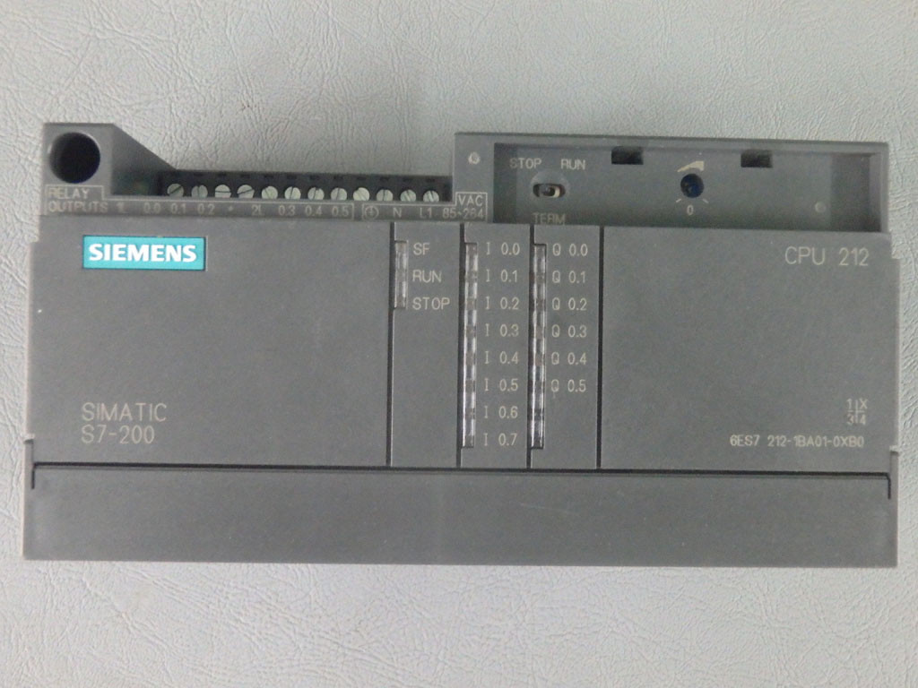 SIEMENS 6ES7212-1BA01-0XB0