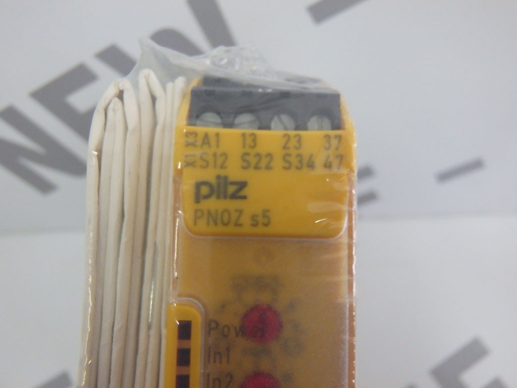 PILZ 750135