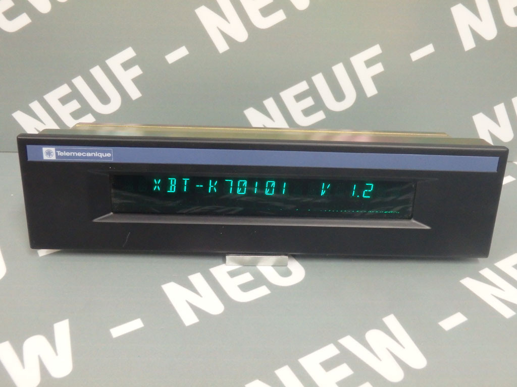 TÉLÉMÉCANIQUE  XBT-K70101