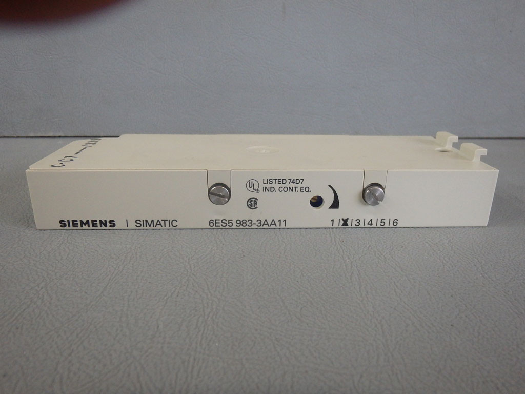 SIEMENS 6ES5983-3AA11