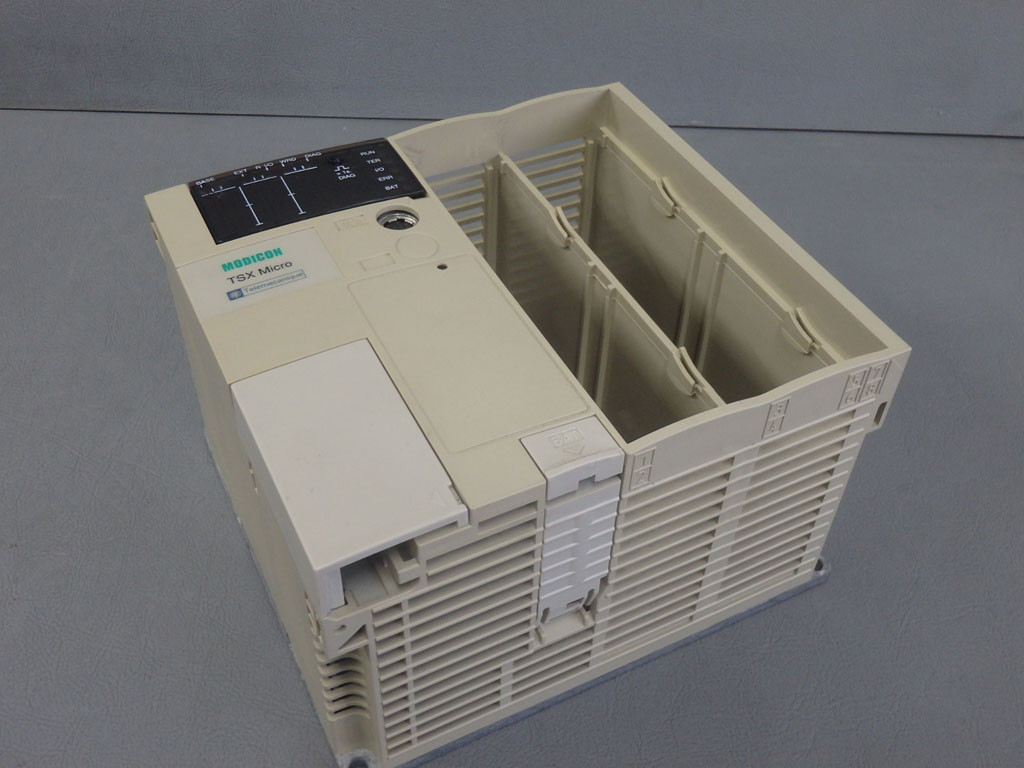 TÉLÉMÉCANIQUE  TSX3705001