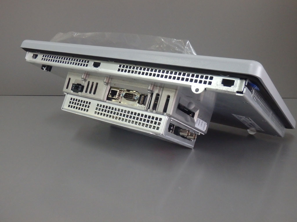 ALLEN-BRADLEY 2711P-K12C15D1