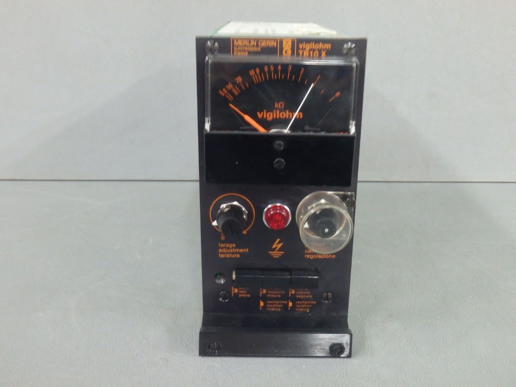 MERLIN GERIN TR10X