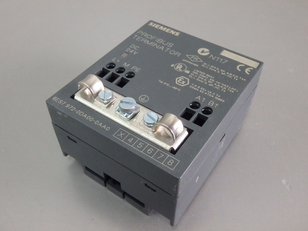 SIEMENS 6ES7972-0DA00-0AA0