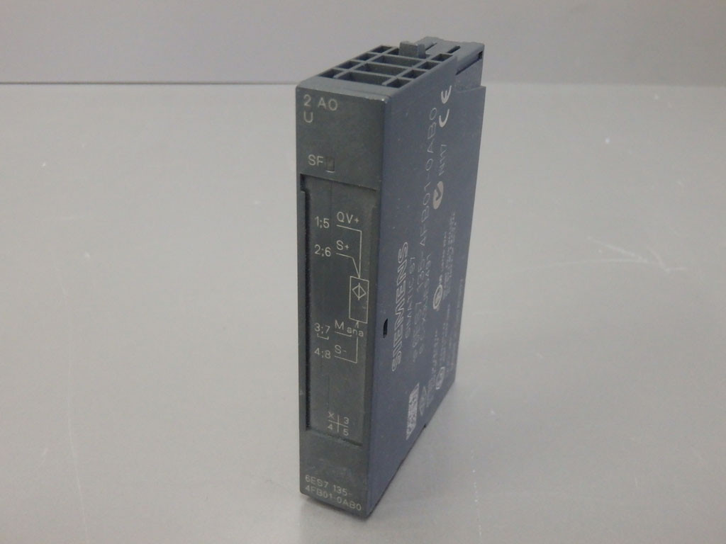 SIEMENS 6ES7135-4FB01-0AB0