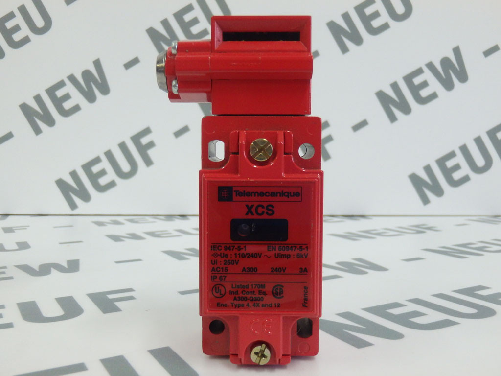 TÉLÉMÉCANIQUE  XCSC721