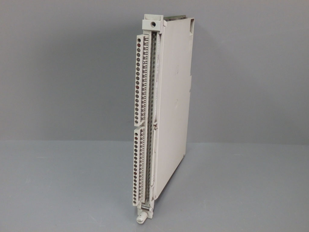 SIEMENS 6ES5451-4UA11