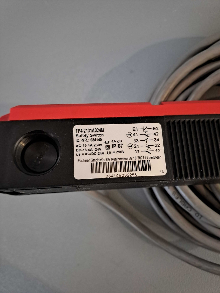 EUCHNER TP4-2131A024M