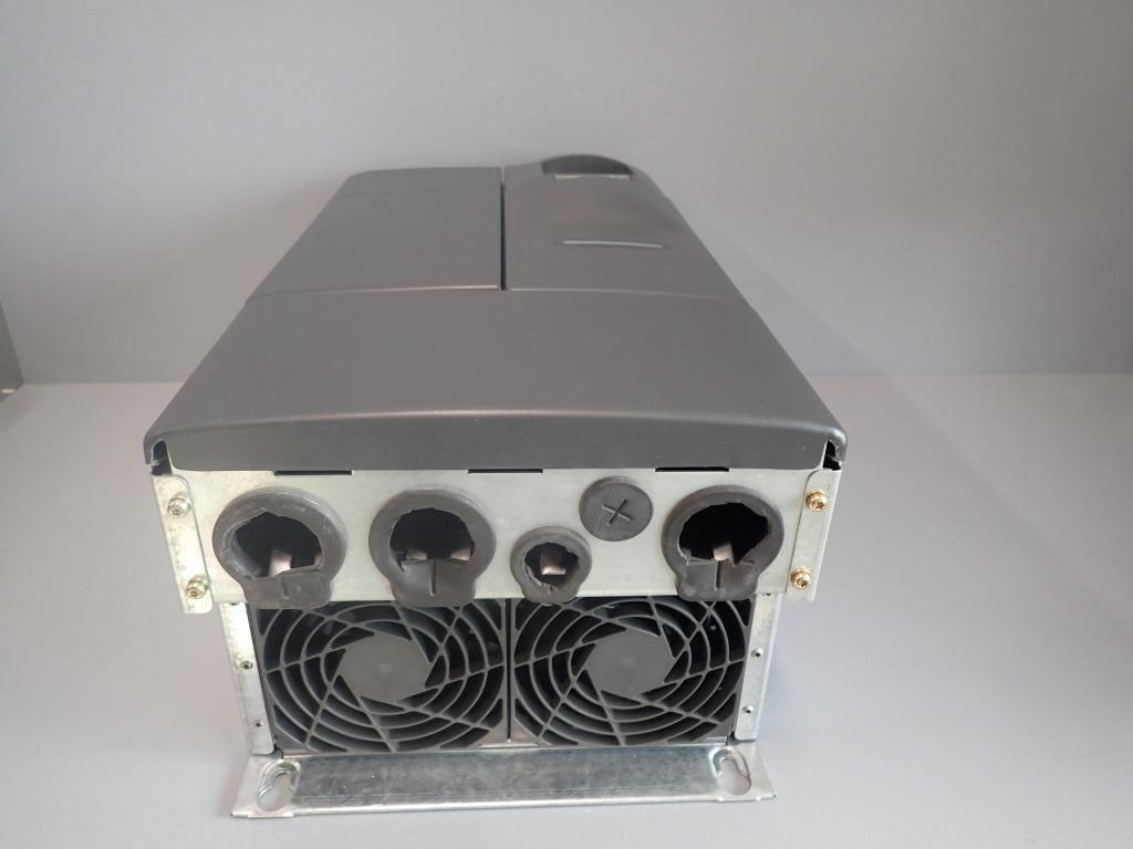 SIEMENS 6SE6440-2UD32-2DA1