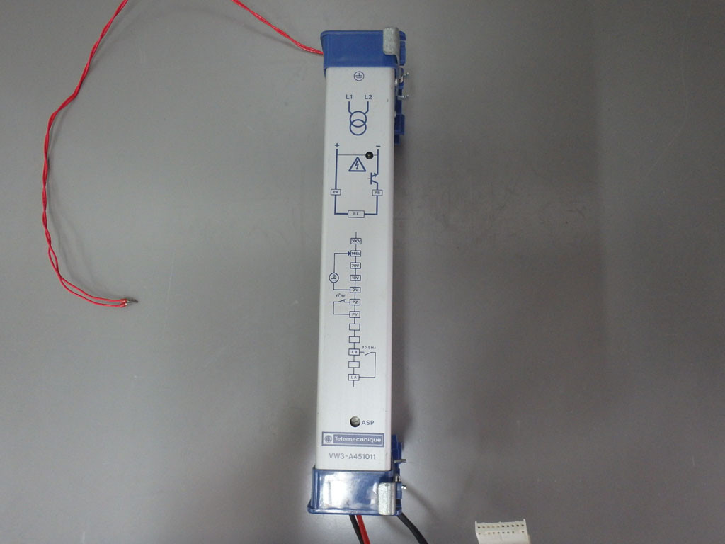 TÉLÉMÉCANIQUE  VW3-A451011