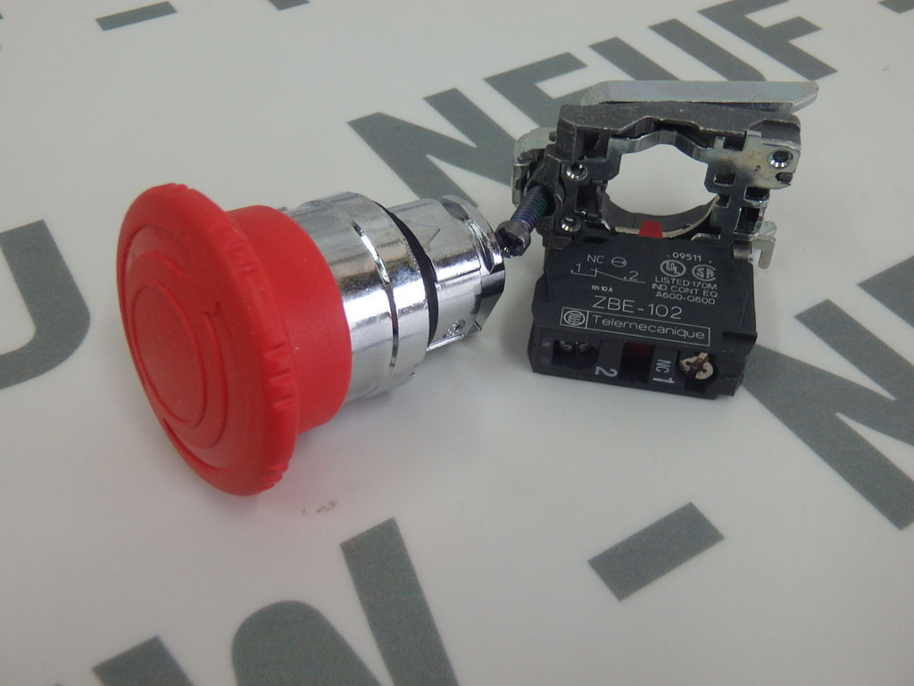 TÉLÉMÉCANIQUE  XB4BS542