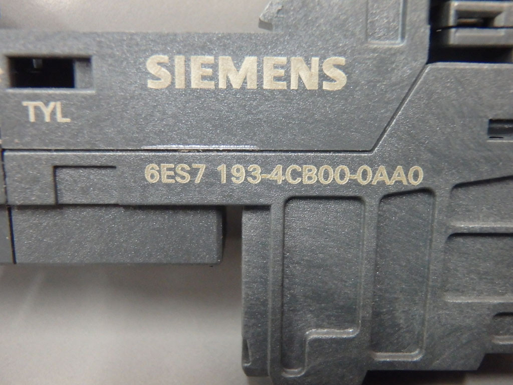 SIEMENS 6ES7193-4CB00-0AA0
