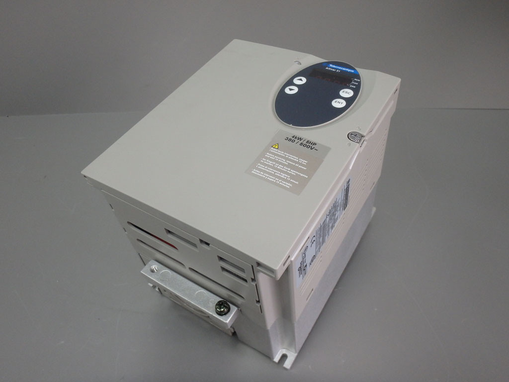 TÉLÉMÉCANIQUE  ATV31HU40N4