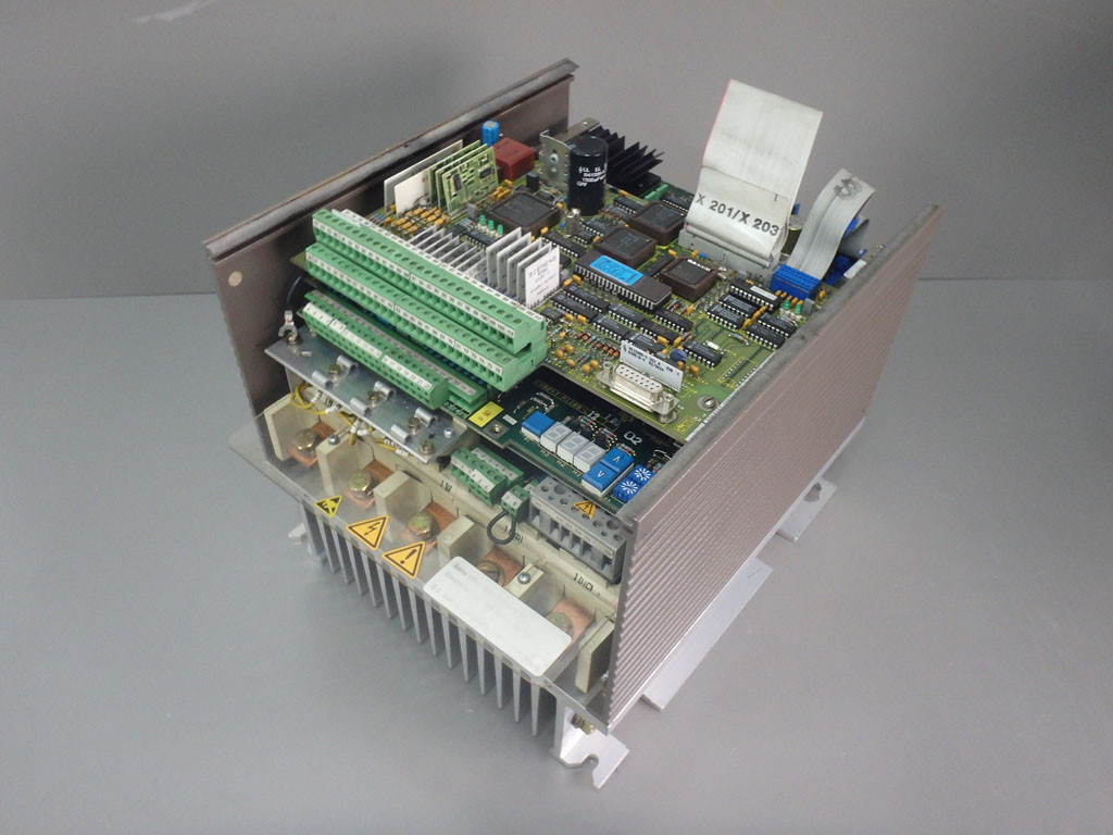 SIEMENS 6RA2228-6DV62-0