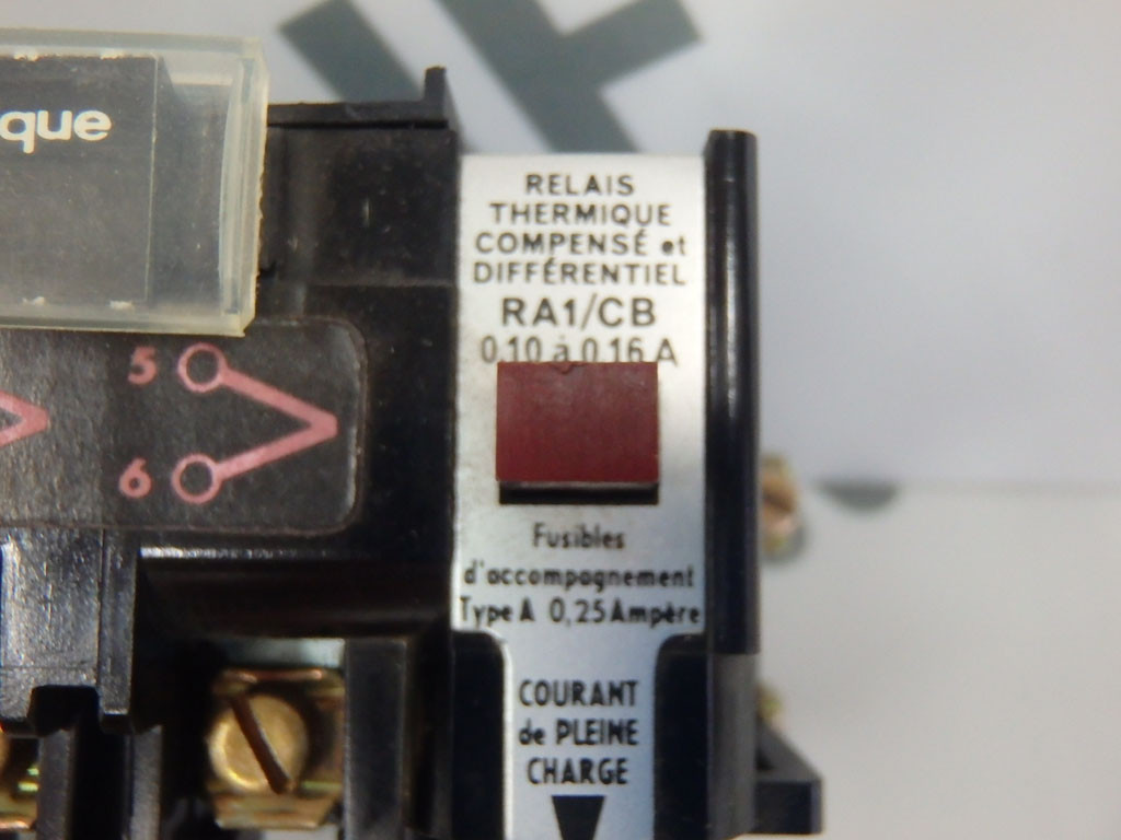 TÉLÉMÉCANIQUE  RA1/CB0.10-0.16