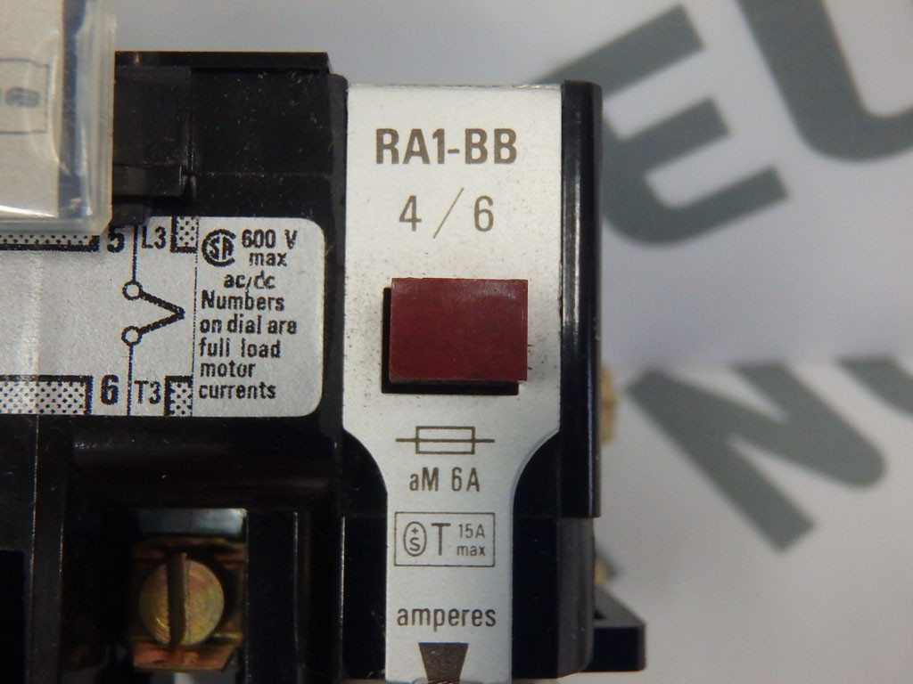 TÉLÉMÉCANIQUE  RA1/BB4-6