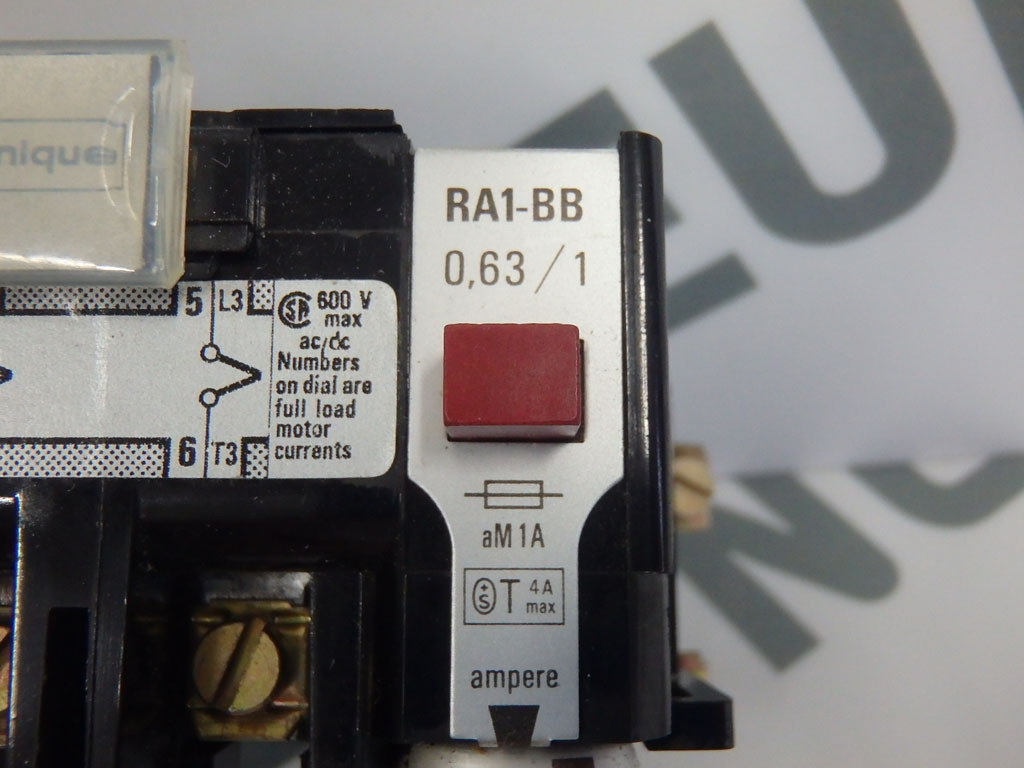 TÉLÉMÉCANIQUE  RA1/BB0.63-1