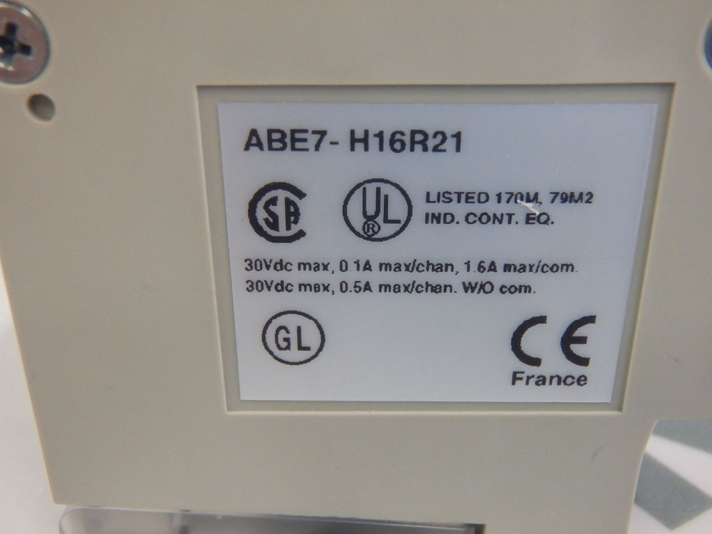 TÉLÉMÉCANIQUE  ABE7-H16R21