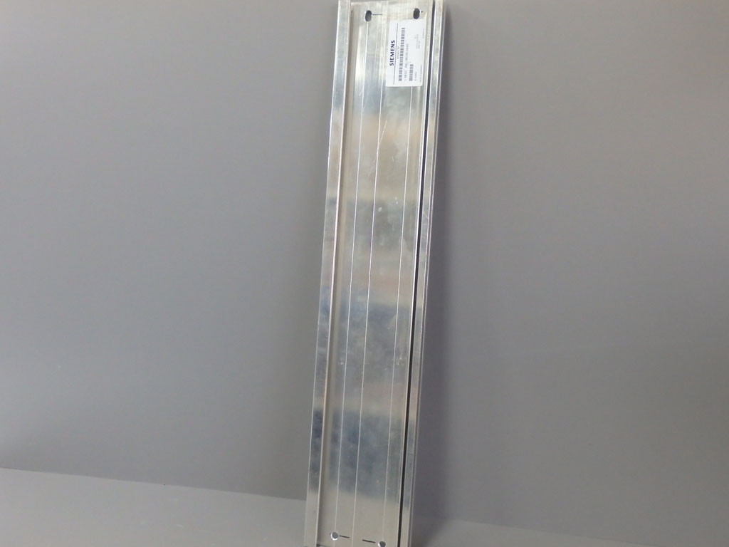 SIEMENS 6ES7390-1BC00-0AA0