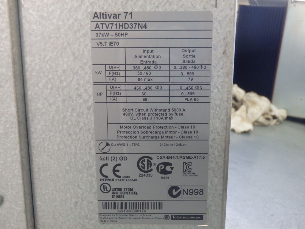 SCHNEIDER  ATV71HD37N4