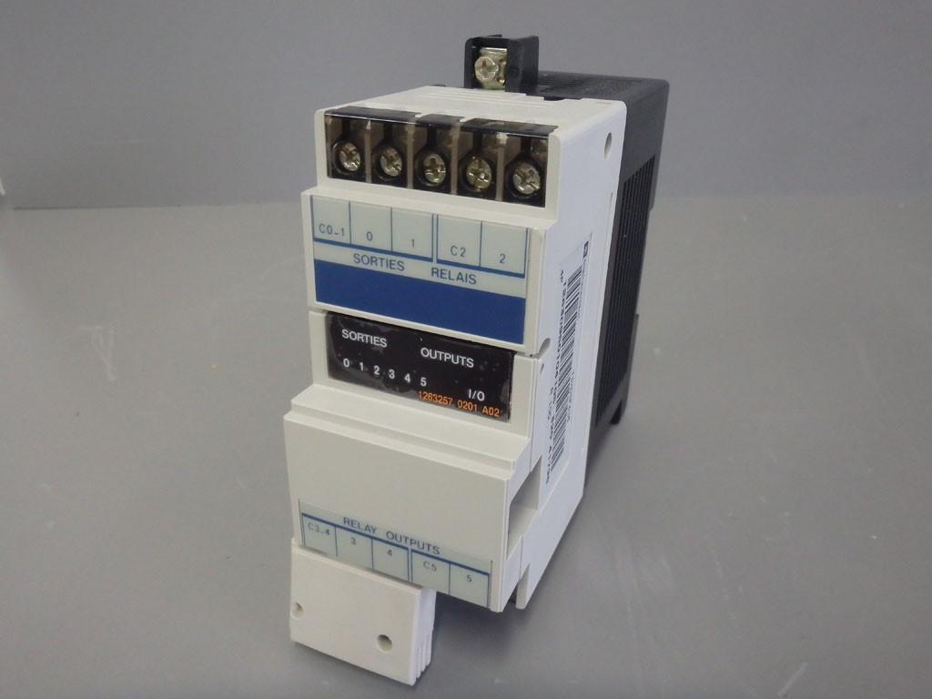 TÉLÉMÉCANIQUE  TSXDSF635