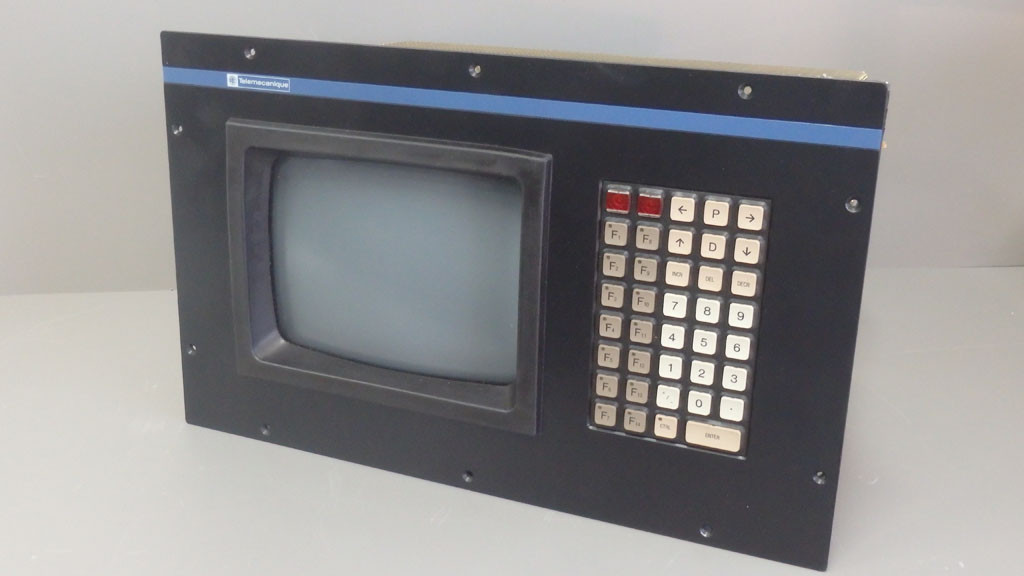 TÉLÉMÉCANIQUE  XBT-VA814370TR